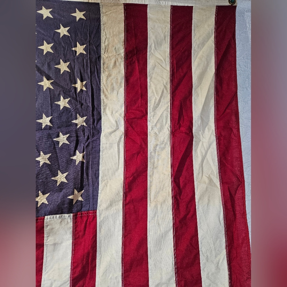 Patriotic American Flag Tapestry - Picture 3 of 12